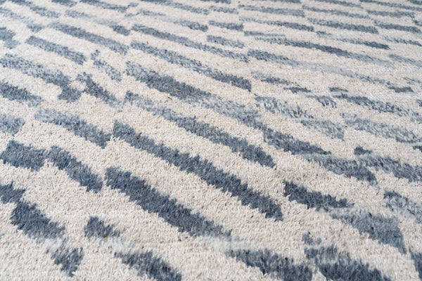 Silo Hand-Knotted Wool Rug