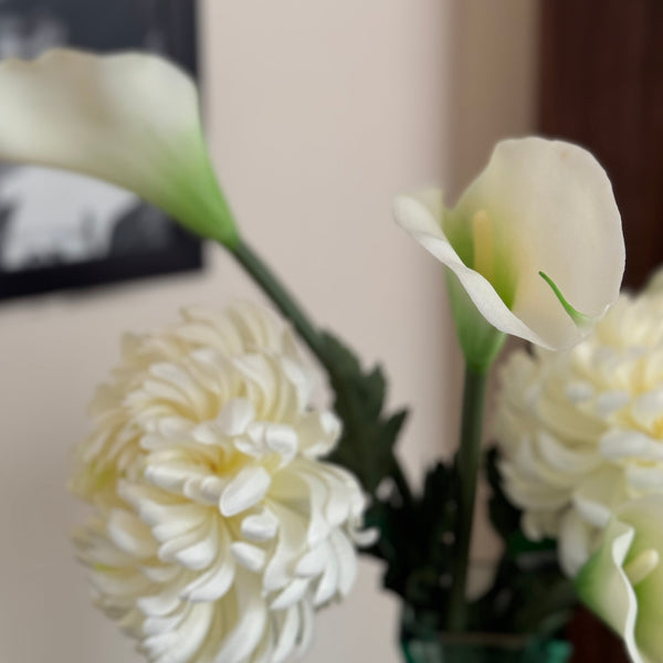 Calla Lily & Chrysanthemum Artificial Flower Set